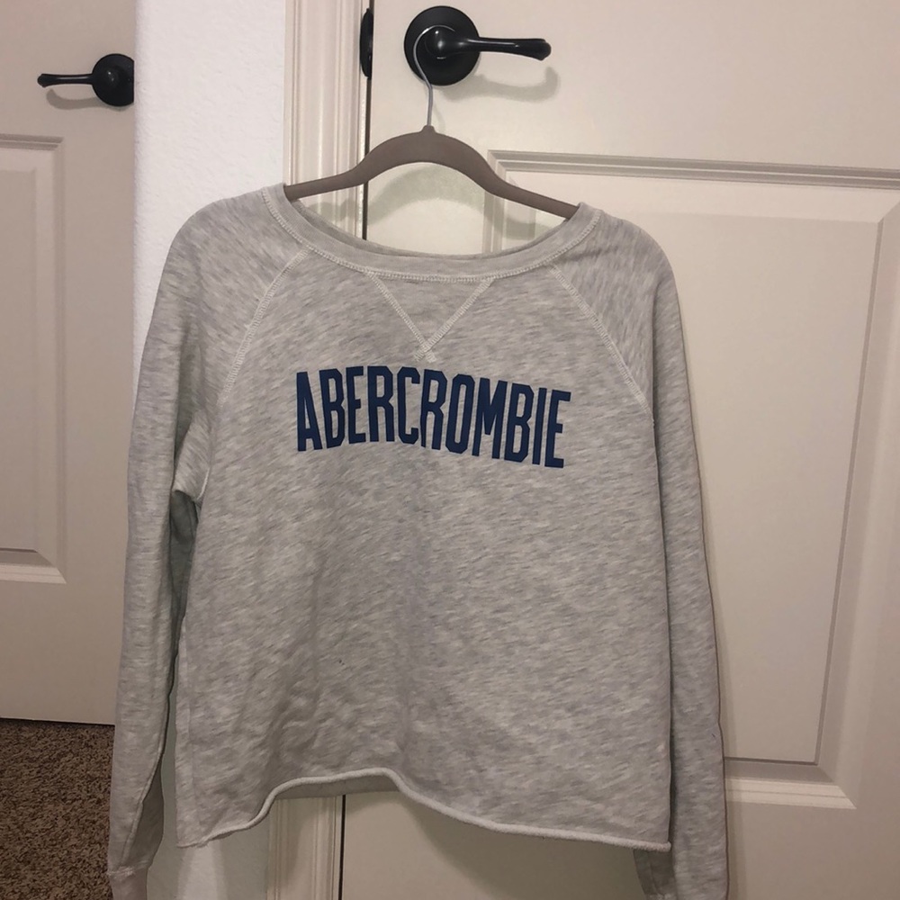 cropped crew neck
